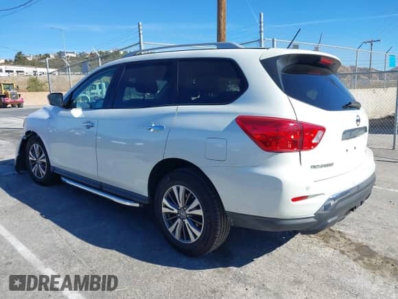2018 Nissan Pathfinder S with VIN 5N1DR2MN9JC610306, listed as a IAAI auction lot 41163725 with Not provided miles and . Bid and sale history available at DreamBid. Image 3.