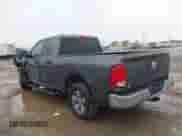 2018 Ram 1500 Tradesman z VIN 1C6RR6FG7JS325181, wystawiony jako IAAI lot #41344653 z przebiegiem 202 602 mil mil oraz . Historia ofert i sprzedaży dostępna na DreamBid. Obrazek 14.