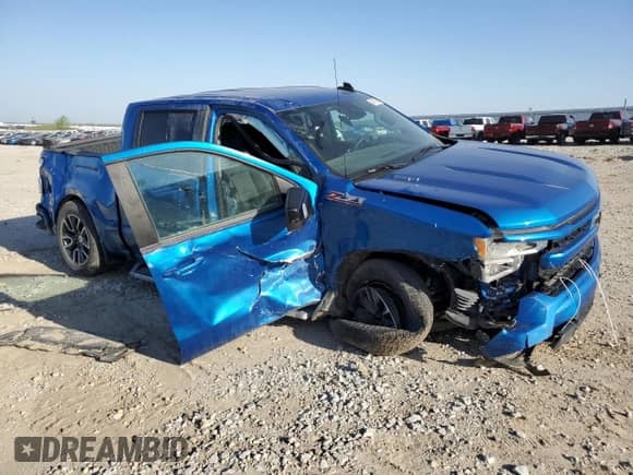2022 Chevrolet Silverado 1500 RST with VIN 1GCUDEET6NZ575504, listed as a Copart auction lot 50902685 with 18,533 mi miles and Salvage title. Bid and sale history available at DreamBid. Image 4.