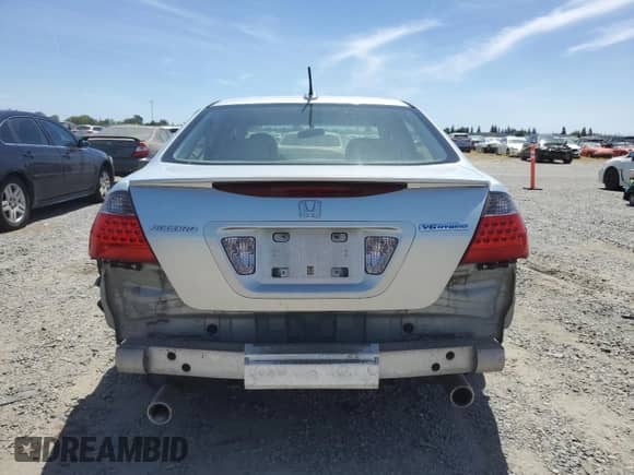 2007 Honda Accord with VIN JHMCN36407C000856, listed as a Copart auction lot 57325875 with 132,387 mi miles and Salvage title. Bid and sale history available at DreamBid. Image 6.