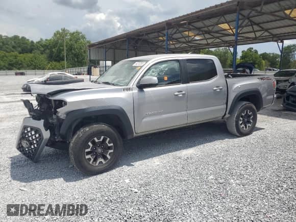 2020 Toyota Tacoma SR5 с VIN 5TFAZ5CN1LX090978, выставлен на аукционе Copart как лот 64010265 с пробегом 117 433 миль миль и Списание • Salvage title. История ставок и продаж доступна на DreamBid. Изображение 1.