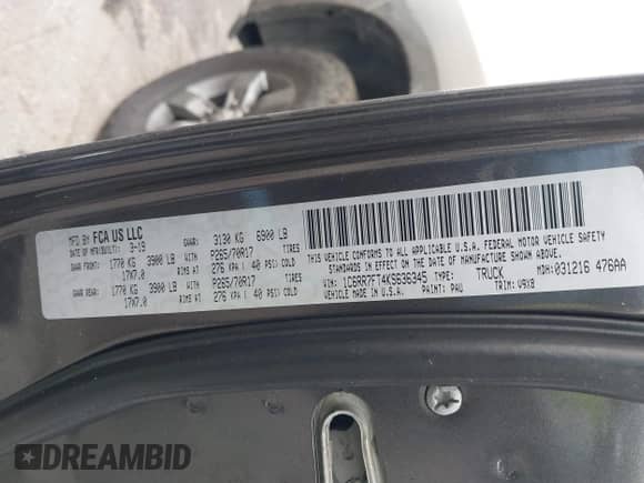 2019 Ram 1500 Express z VIN 1C6RR7FT4KS636345, wystawiony jako IAAI lot #41413262 z przebiegiem 92 981 mil mil oraz . Historia ofert i sprzedaży dostępna na DreamBid. Obrazek 9.