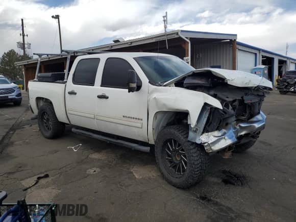 2012 Chevrolet Silverado 1500 LS z VIN 3GCPCREA0CG125933, wystawiony jako Copart lot #51003485 z przebiegiem 220 875 mil mil oraz Szkoda całkowita • Salvage title. Historia ofert i sprzedaży dostępna na DreamBid. Obrazek 4.