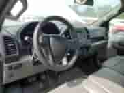 2016 Ford F-150 XL с VIN 1FTMF1CPXGKD49180, выставлен на аукционе Copart как лот 71239005 с пробегом 61 000 миль миль и Списание • Salvage title. История ставок и продаж доступна на DreamBid. Изображение 8.