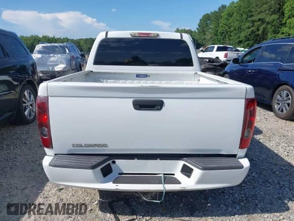 2005 Chevrolet Colorado 1SB LS Z85 z VIN 1GCCS136758180020, wystawiony jako IAAI lot #42626567 z przebiegiem 264 886 mil mil oraz . Historia ofert i sprzedaży dostępna na DreamBid. Obrazek 16.