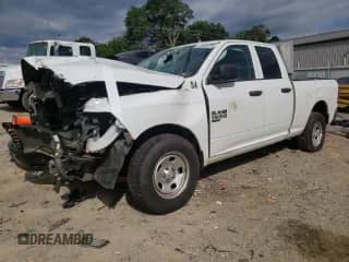 2019 Ram 1500 Tradesman z VIN 1C6RR7FG5KS523197, wystawiony jako Copart lot #70439755 z przebiegiem 90 507 mil mil oraz Szkoda całkowita • Salvage title. Historia ofert i sprzedaży dostępna na DreamBid. Obrazek 1.