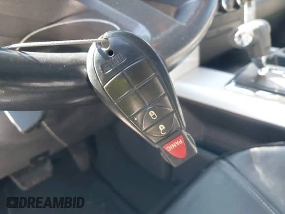 2009 Dodge 1500 SLT z VIN 1D3HB18T99S701128, wystawiony jako IAAI lot #41775491 z przebiegiem 139 372 mil mil oraz . Historia ofert i sprzedaży dostępna na DreamBid. Obrazek 11.