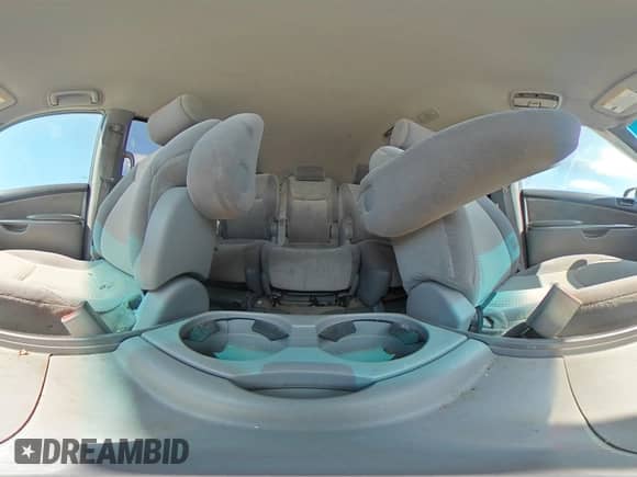 2009 Toyota Sienna CE с VIN 5TDZK23C99S255405, выставлен на аукционе Copart как лот 71234835 с пробегом 182 822 миль миль и Списание • Salvage title. История ставок и продаж доступна на DreamBid. Изображение 15.