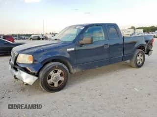 2005 Ford F-150 XLT with VIN 1FTPX12595FB58687, listed as a Copart auction lot 84660845 with 207,384 mi miles and Salvage title. Bid and sale history available at DreamBid. Image 1.