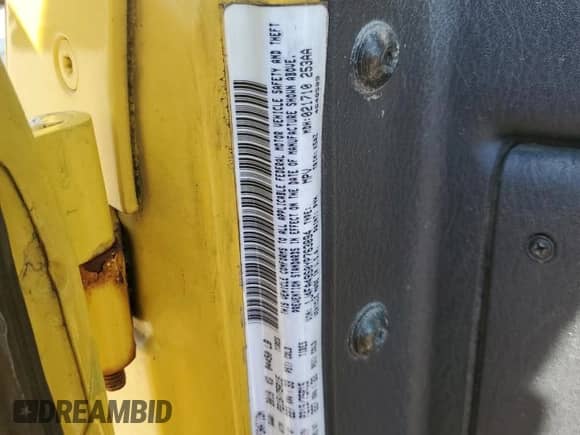 2000 Jeep Wrangler Sport z VIN 1J4FA49S0YP763894, wystawiony jako Copart lot #83925635 z przebiegiem 205 752 mil mil oraz Czysty tytuł • Clean title. Historia ofert i sprzedaży dostępna na DreamBid. Obrazek 12.