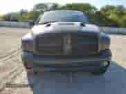 2005 Dodge 1500 SLT z VIN 1D7HA18D45S266197, wystawiony jako Copart lot #81935195 z przebiegiem 238 771 mil mil oraz Szkoda całkowita • Salvage title. Historia ofert i sprzedaży dostępna na DreamBid. Obrazek 5.
