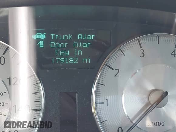 2008 Chrysler 300 C Hemi with VIN 2C3KA63H58H126344, listed as a IAAI auction lot 42246427 with 179,182 mi miles and . Bid and sale history available at DreamBid. Image 16.