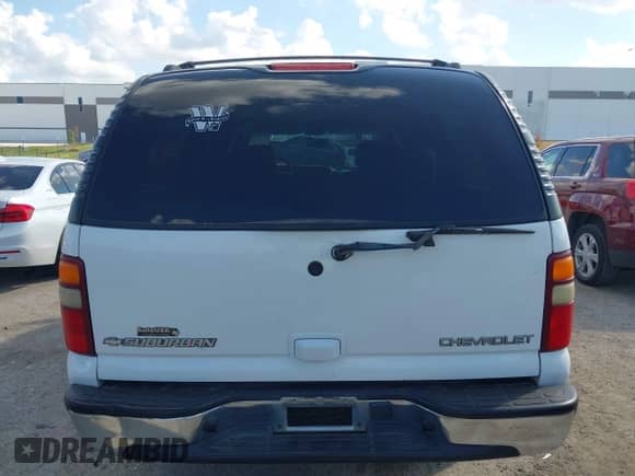 2003 Chevrolet Suburban LT с VIN 3GNEC16Z13G134449, выставлен на аукционе IAAI как лот 43282699 с пробегом 280 379 миль миль и . История ставок и продаж доступна на DreamBid. Изображение 15.