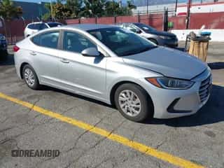 2017 Hyundai Elantra SE с VIN 5NPD74LF7HH093201, выставлен на аукционе IAAI как лот 43459196 с пробегом 79 102 миль миль и . История ставок и продаж доступна на DreamBid. Изображение 1.