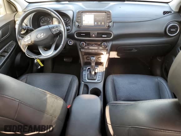 2020 Hyundai Kona Ultimate с VIN KM8K53A5XLU453931, выставлен на аукционе Copart как лот 80761105 с пробегом 81 047 миль миль и Списание • Salvage title. История ставок и продаж доступна на DreamBid. Изображение 8.