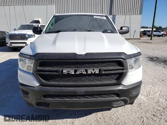 2020 Ram 1500 Tradesman z VIN 1C6RREGT4LN152775, wystawiony jako Copart lot #80750084 z przebiegiem 116 720 mil mil oraz Szkoda całkowita • Salvage title. Historia ofert i sprzedaży dostępna na DreamBid. Obrazek 5.