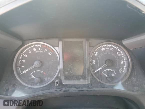 2022 Toyota Tacoma SR z VIN 3TYSZ5ANXNT090384, wystawiony jako Copart lot #80906685 z przebiegiem Nie podano mil oraz Szkoda całkowita • Salvage title. Historia ofert i sprzedaży dostępna na DreamBid. Obrazek 9.