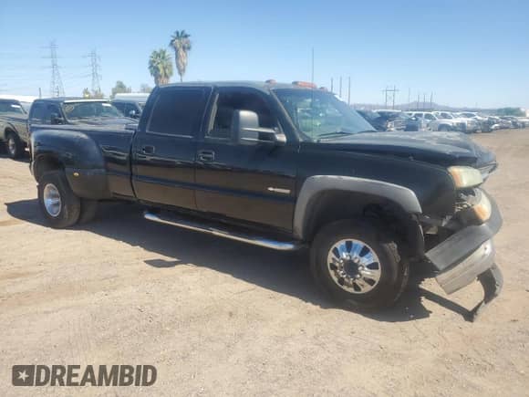 2004 Chevrolet Silverado 3500 с VIN 1GCJC33UX4F148820, выставлен на аукционе Copart как лот 62962265 с пробегом Не указан миль и Списание • Salvage title. История ставок и продаж доступна на DreamBid. Изображение 4.