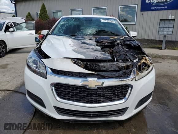 2015 Chevrolet Malibu LT z VIN 1G11C5SL9FF160554, wystawiony jako Copart lot #70021705 z przebiegiem Nie podano mil oraz Szkoda całkowita • Salvage title. Historia ofert i sprzedaży dostępna na DreamBid. Obrazek 5.