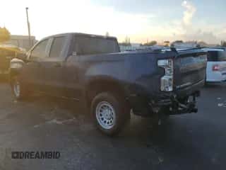 2021 Chevrolet Silverado 1500 Work Truck z VIN 1GCRWAEHXMZ427455, wystawiony jako Copart lot #84231585 z przebiegiem 79 809 mil mil oraz Szkoda całkowita • Salvage title. Historia ofert i sprzedaży dostępna na DreamBid. Obrazek 2.