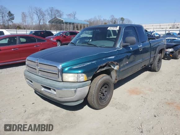 1998 Dodge 1500 с VIN 3B7HC13Z1WG131145, выставлен на аукционе Copart как лот 46239105 с пробегом 189 629 миль миль и Чистый • Clean title. История ставок и продаж доступна на DreamBid. Изображение 1.