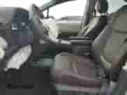 2024 Toyota Sienna Platinum с VIN 5TDERKEC7RS224483, выставлен на аукционе Copart как лот 88703475 с пробегом 3 527 миль миль и Списание • Salvage title. История ставок и продаж доступна на DreamBid. Изображение 7.