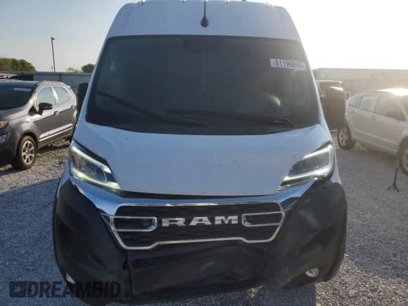 2024 Ram ProMaster Cargo SLT z VIN 3C6MRVJG8RE130829, wystawiony jako Copart lot #81196805 z przebiegiem 3 831 mil mil oraz Szkoda całkowita • Salvage title. Historia ofert i sprzedaży dostępna na DreamBid. Obrazek 5.
