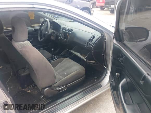 2001 Honda Civic with VIN 1HGEM21291L002658, listed as a IAAI auction lot 42048051 with 142,171 mi miles and . Bid and sale history available at DreamBid. Image 5.