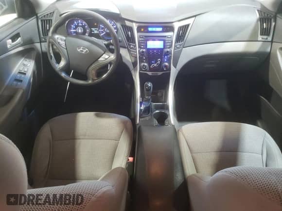 2013 Hyundai Sonata GLS с VIN 5NPEB4AC2DH573698, выставлен на аукционе Copart как лот 84915995 с пробегом 155 987 миль миль и Списание • Salvage title. История ставок и продаж доступна на DreamBid. Изображение 8.