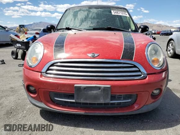 2011 MINI Hardtop with VIN WMWSU3C5XBT093162, listed as a Copart auction lot 54871315 with 171,220 mi miles and Salvage title. Bid and sale history available at DreamBid. Image 5.