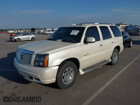 2003 Cadillac Escalade with VIN 1GYEK63N53R195307, listed as a IAAI auction lot 43048838 with Not provided miles and . Bid and sale history available at DreamBid. Image 2.