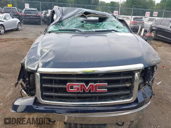 2011 GMC Sierra 1500 Work Truck z VIN 1GTN2TEA6BZ174902, wystawiony jako IAAI lot #42966465 z przebiegiem 125 985 mil mil oraz . Historia ofert i sprzedaży dostępna na DreamBid. Obrazek 12.
