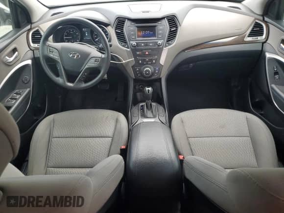 2017 Hyundai Santa Fe 2.4L с VIN 5XYZTDLB7HG439088, выставлен на аукционе Copart как лот 82317835 с пробегом 160 826 миль миль и Списание • Salvage title. История ставок и продаж доступна на DreamBid. Изображение 8.