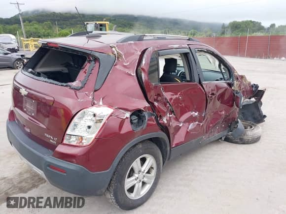 2016 Chevrolet Trax LT с VIN 3GNCJPSB9GL205970, выставлен на аукционе IAAI как лот 43041688 с пробегом 125 132 миль миль и . История ставок и продаж доступна на DreamBid. Изображение 12.