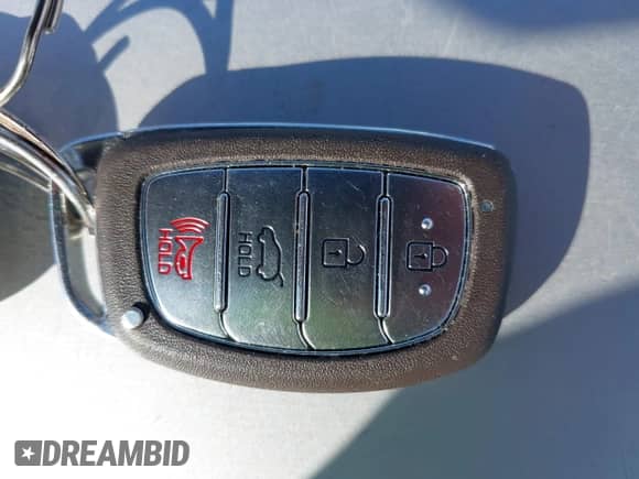 2017 Hyundai Ioniq Blue z VIN KMHC65LC9HU025297, wystawiony jako IAAI lot #42784474 z przebiegiem 122 440 mil mil oraz . Historia ofert i sprzedaży dostępna na DreamBid. Obrazek 11.