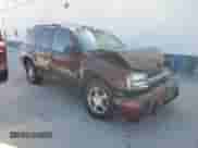 2006 Chevrolet TrailBlazer LS z VIN 1GNDT13S862334258, wystawiony jako Copart lot #80393245 z przebiegiem Nie podano mil oraz Szkoda całkowita • Salvage title. Historia ofert i sprzedaży dostępna na DreamBid. Obrazek 4.
