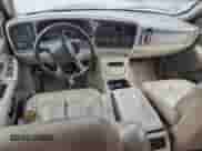 2001 Chevrolet Suburban LT с VIN 3GNFK16T71G175944, выставлен на аукционе Copart как лот 71738985 с пробегом 278 622 миль миль и Списание • Salvage title. История ставок и продаж доступна на DreamBid. Изображение 8.