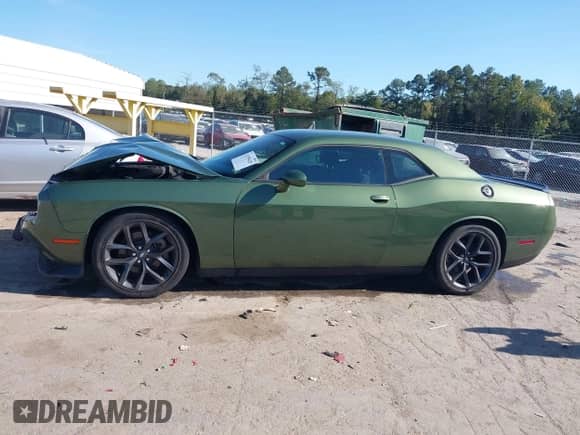 2021 Dodge Challenger GT z VIN 2C3CDZJG2MH670320, wystawiony jako IAAI lot #43355629 z przebiegiem 46 089 mil mil oraz . Historia ofert i sprzedaży dostępna na DreamBid. Obrazek 14.