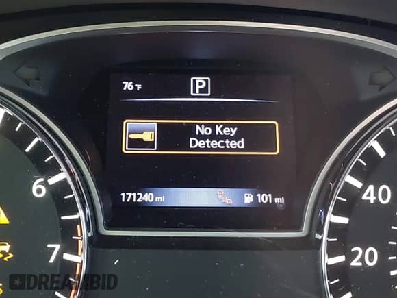 2016 Nissan Pathfinder S z VIN 5N1AR2MN6GC619315, wystawiony jako IAAI lot #41732515 z przebiegiem 171 240 mil mil oraz . Historia ofert i sprzedaży dostępna na DreamBid. Obrazek 15.