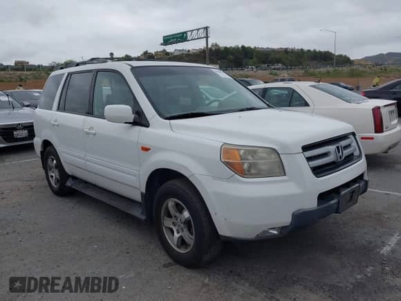 2006 Honda Pilot EX-L z VIN 2HKYF18766H503746, wystawiony jako IAAI lot #42068101 z przebiegiem Nie podano mil oraz . Historia ofert i sprzedaży dostępna na DreamBid. Obrazek 1.