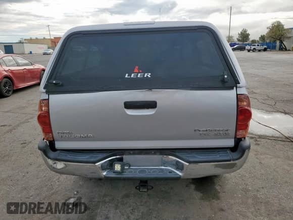 2008 Toyota Tacoma PreRunner with VIN 3TMKU72N68M013732, listed as a Copart auction lot 85378045 with 131,719 mi miles and Salvage title. Bid and sale history available at DreamBid. Image 6.