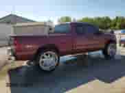 2004 Chevrolet Silverado 1500 LT с VIN 1GCEK19T54E281708, выставлен на аукционе Copart как лот 70630235 с пробегом 230 143 миль миль и На запчасти • Non repairable. История ставок и продаж доступна на DreamBid. Изображение 3.