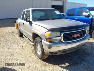 2002 GMC Sierra 1500 SLE with VIN 2GTEK19T821415738, listed as a IAAI auction lot 43492974 with 205,003 mi miles and . Bid and sale history available at DreamBid. Image 1.
