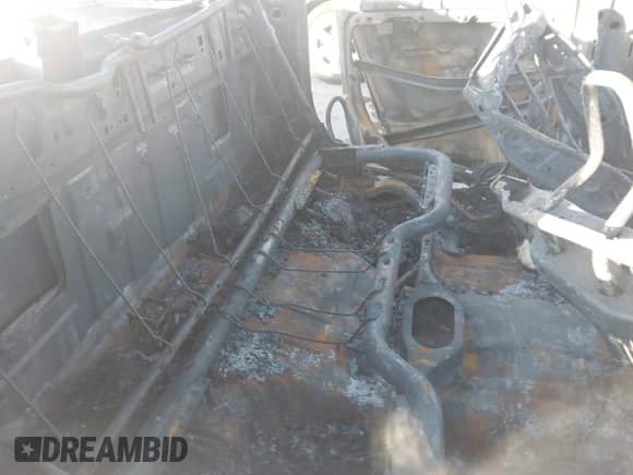 2019 Ram 1500 Express z VIN 1C6RR7KG8KS588812, wystawiony jako IAAI lot #41133656 z przebiegiem Nie podano mil oraz . Historia ofert i sprzedaży dostępna na DreamBid. Obrazek 8.