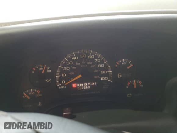 1996 Chevrolet Chevy Van с VIN 1GBFG15R1T1023602, выставлен на аукционе Copart как лот 54532445 с пробегом 52 960 миль миль и Чистый • Clean title. История ставок и продаж доступна на DreamBid. Изображение 9.