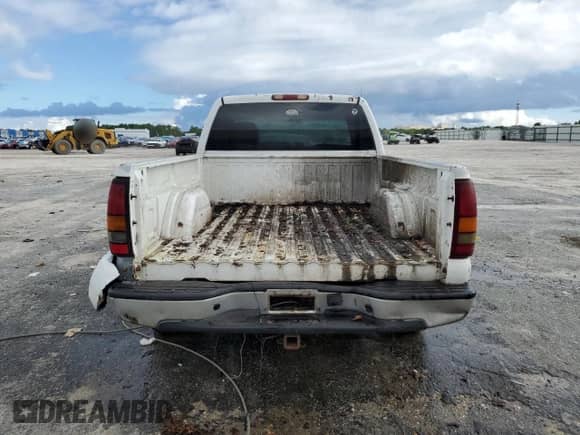 2002 GMC Sierra 1500 z VIN 1GTEC14W12Z170108, wystawiony jako Copart lot #68564144 z przebiegiem Nie podano mil oraz Szkoda całkowita • Salvage title. Historia ofert i sprzedaży dostępna na DreamBid. Obrazek 6.