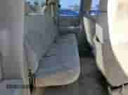 1999 Chevrolet Silverado 1500 LS z VIN 1GCEK19V8XE216342, wystawiony jako Copart lot #80629585 z przebiegiem 163 938 mil mil oraz Szkoda całkowita • Salvage title. Historia ofert i sprzedaży dostępna na DreamBid. Obrazek 10.