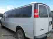 2019 Chevrolet Express Passenger LS с VIN 1GAZGNFPXK1367952, выставлен на аукционе IAAI как лот 43230880 с пробегом 34 146 миль миль и . История ставок и продаж доступна на DreamBid. Изображение 3.