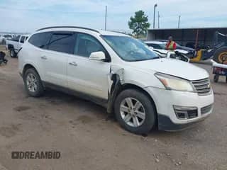 2014 Chevrolet Traverse LT z VIN 1GNKRHKD9EJ166149, wystawiony jako IAAI lot #42837996 z przebiegiem 226 220 mil mil oraz . Historia ofert i sprzedaży dostępna na DreamBid. Obrazek 1.