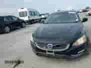 2017 Volvo S60 Inscription с VIN LYV402TK4HB125625, выставлен на аукционе Copart как лот 57885735 с пробегом Не указан миль и Списание • Salvage title. История ставок и продаж доступна на DreamBid. Изображение 13.